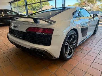 Audi R8 Coupe 5.2 FSI quattro performance/Pachet Carbon