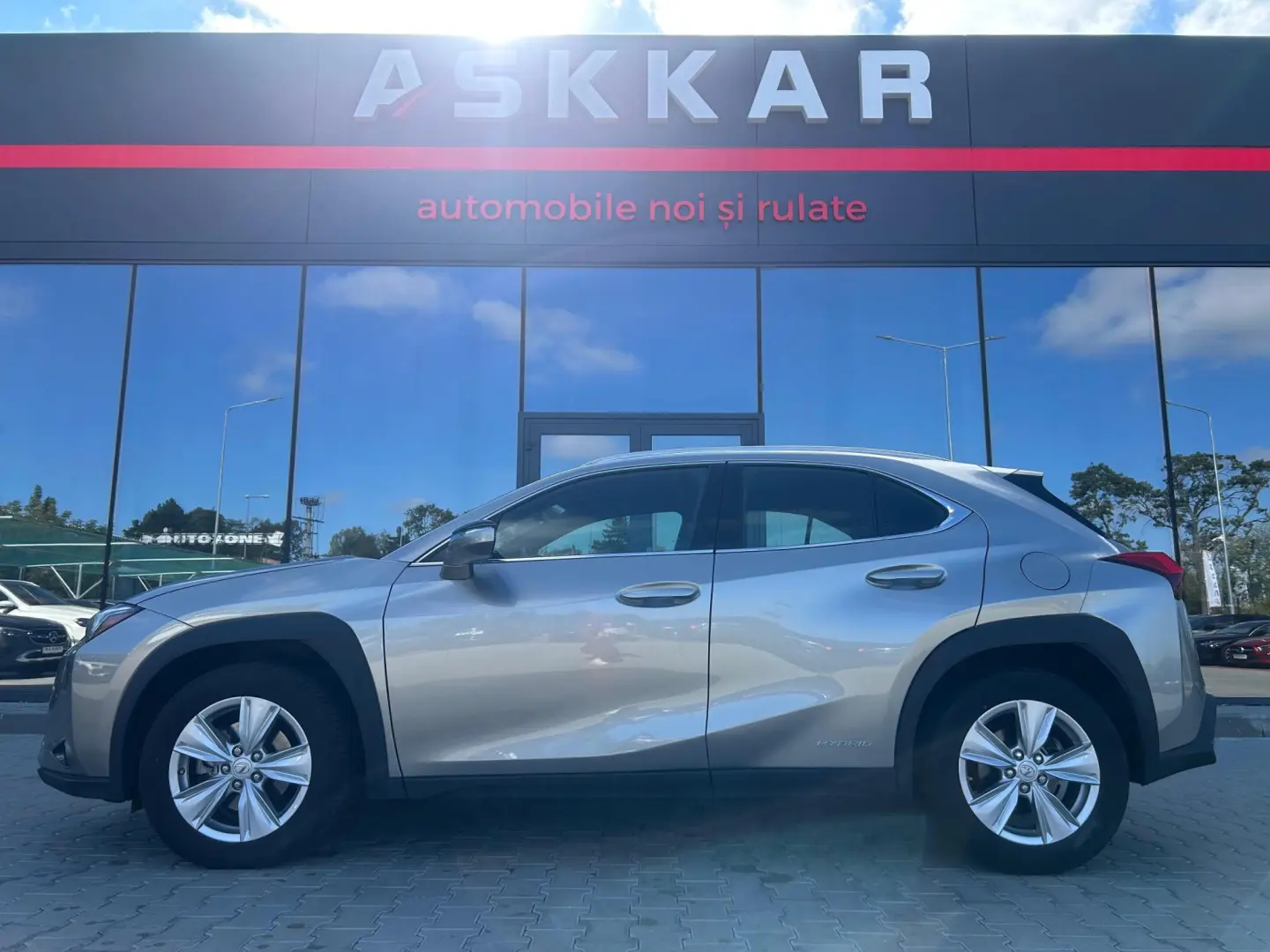 Lexus UX 250h 2.0L HEV 20H- (178 HP) 4X4 CVT Executive 2021