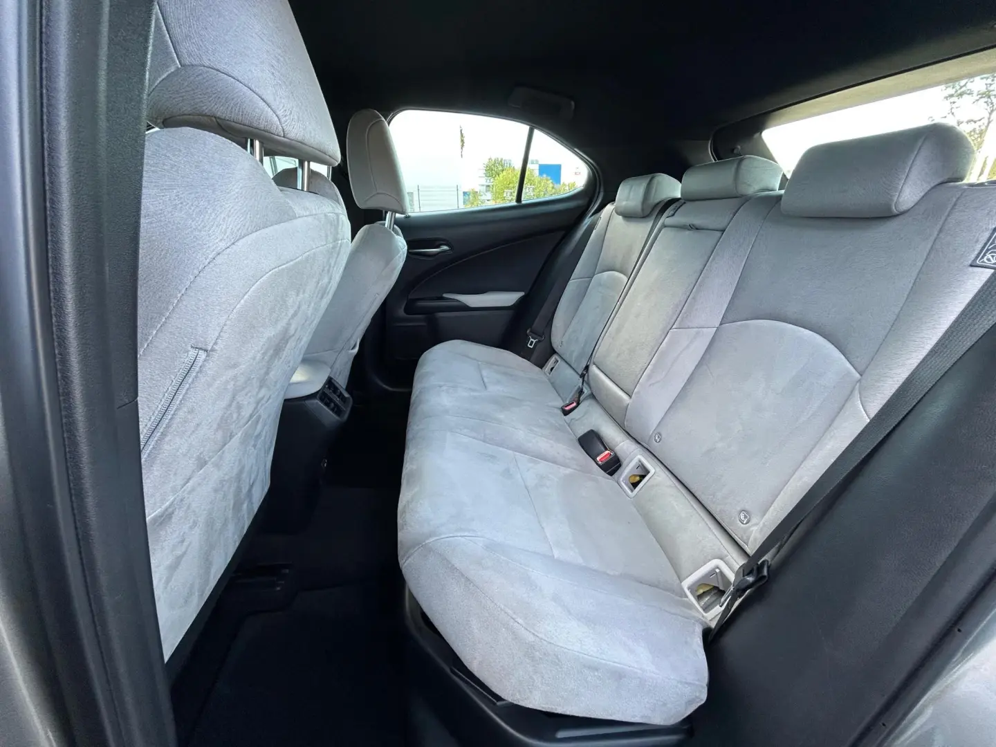 Lexus UX 250h 2.0L HEV 20H- (178 HP) 4X4 CVT Executive 2021