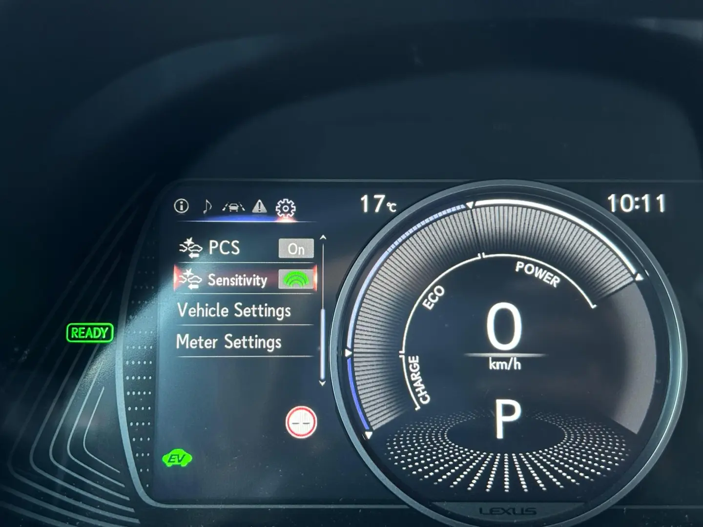 Lexus UX 250h 2.0L HEV 20H- (178 HP) 4X4 CVT Executive 2021