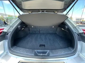 Lexus UX 250h 2.0L HEV 20H- (178 HP) 4X4 CVT Executive 2021