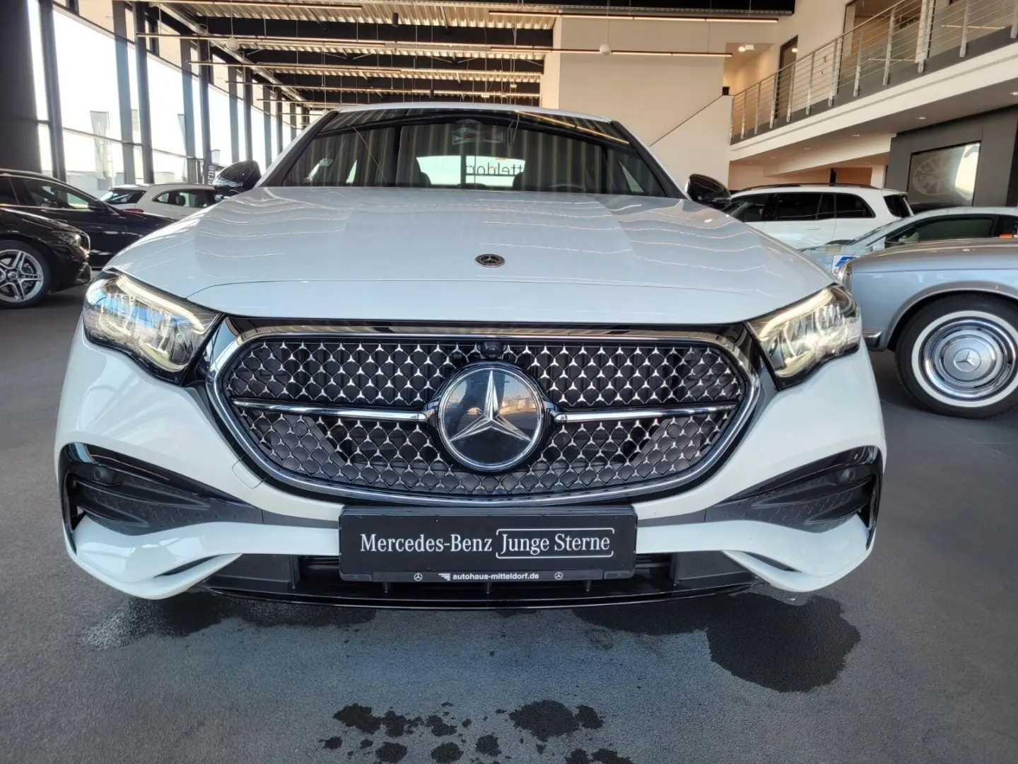 E 200 AMG LINE ADVANCED NIGHT WINTER-P.Navi/LED