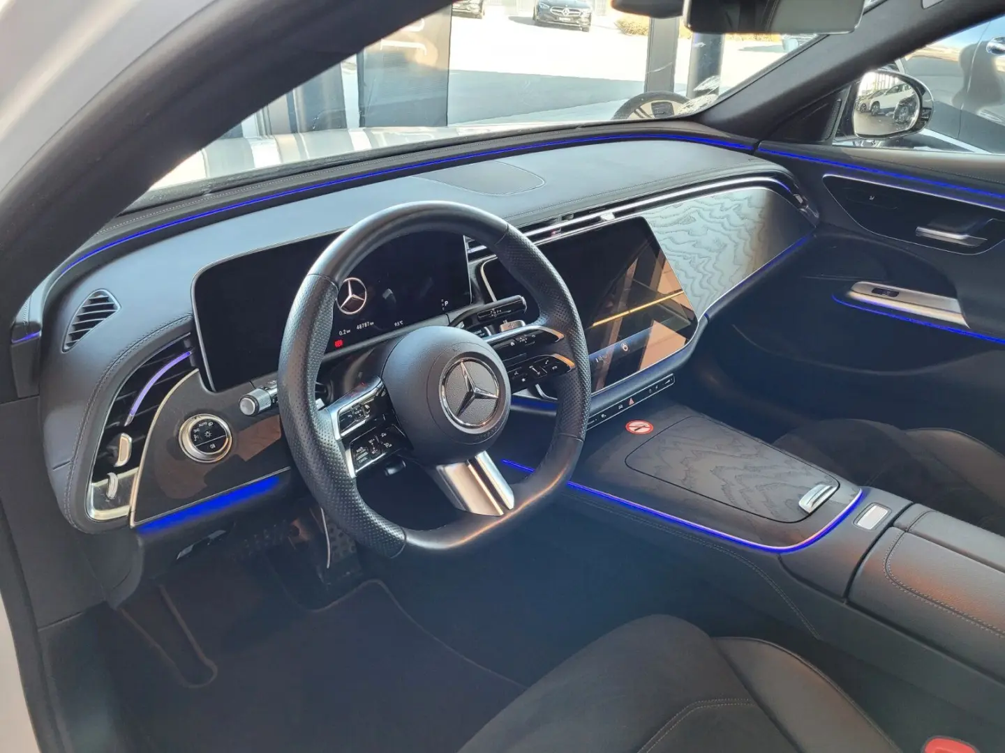 E 200 AMG LINE ADVANCED NIGHT WINTER-P.Navi/LED