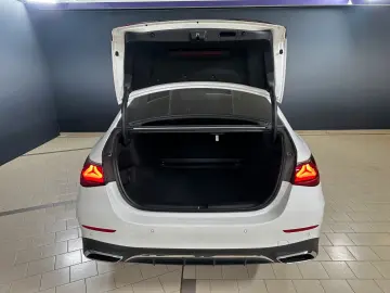 E 200 AMG DIG.LIGHT/ Distronic/ 360°/ Memory/SHZ