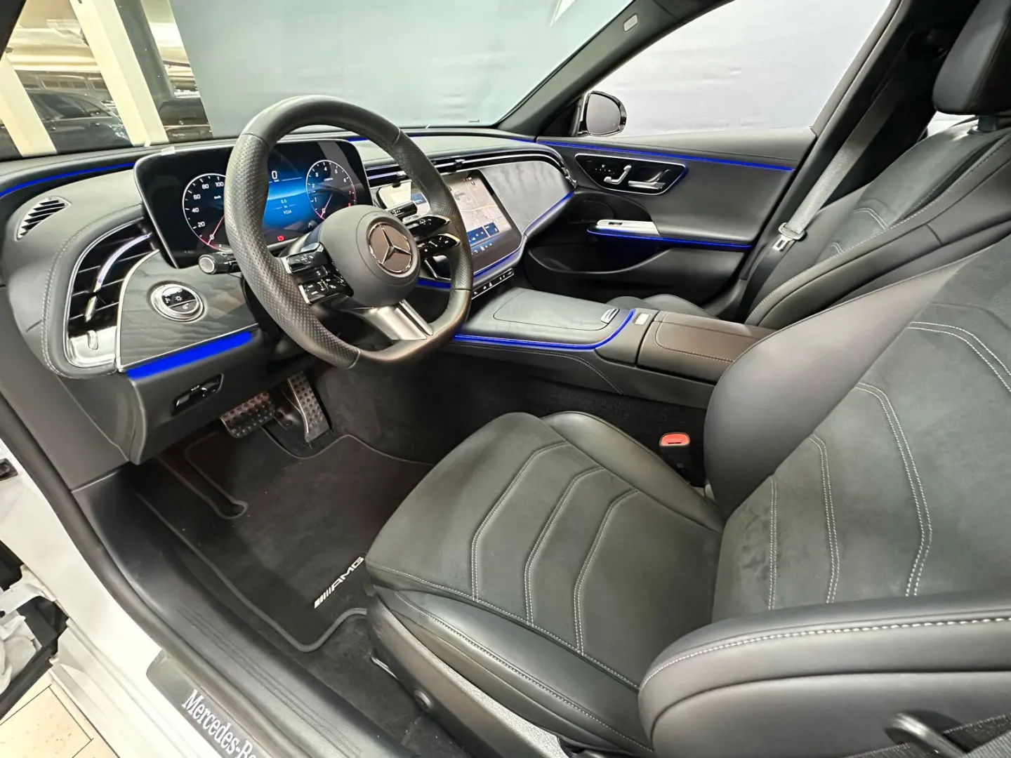 E 200 AMG DIG.LIGHT/ Distronic/ 360°/ Memory/SHZ
