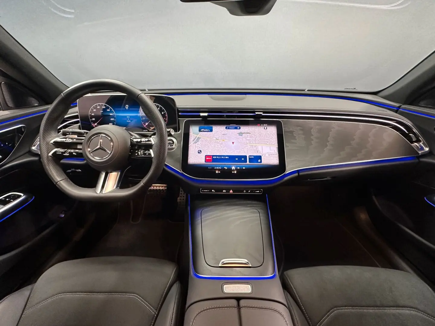 E 200 AMG DIG.LIGHT/ Distronic/ 360°/ Memory/SHZ