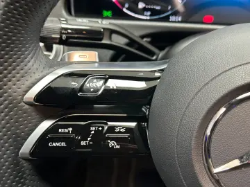 E 200 AMG DIG.LIGHT/ Distronic/ 360°/ Memory/SHZ