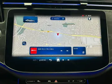 E 200 AMG DIG.LIGHT/ Distronic/ 360°/ Memory/SHZ