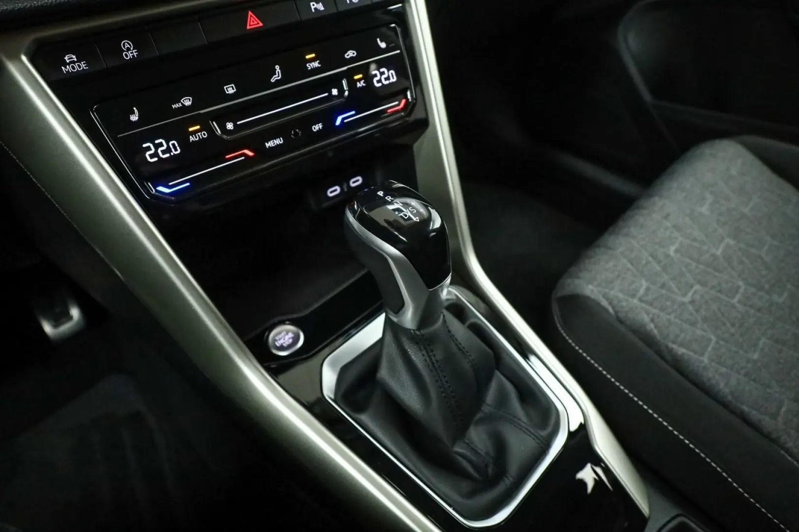 Volkswagen T-ROC 1.5 TSI DSG LED