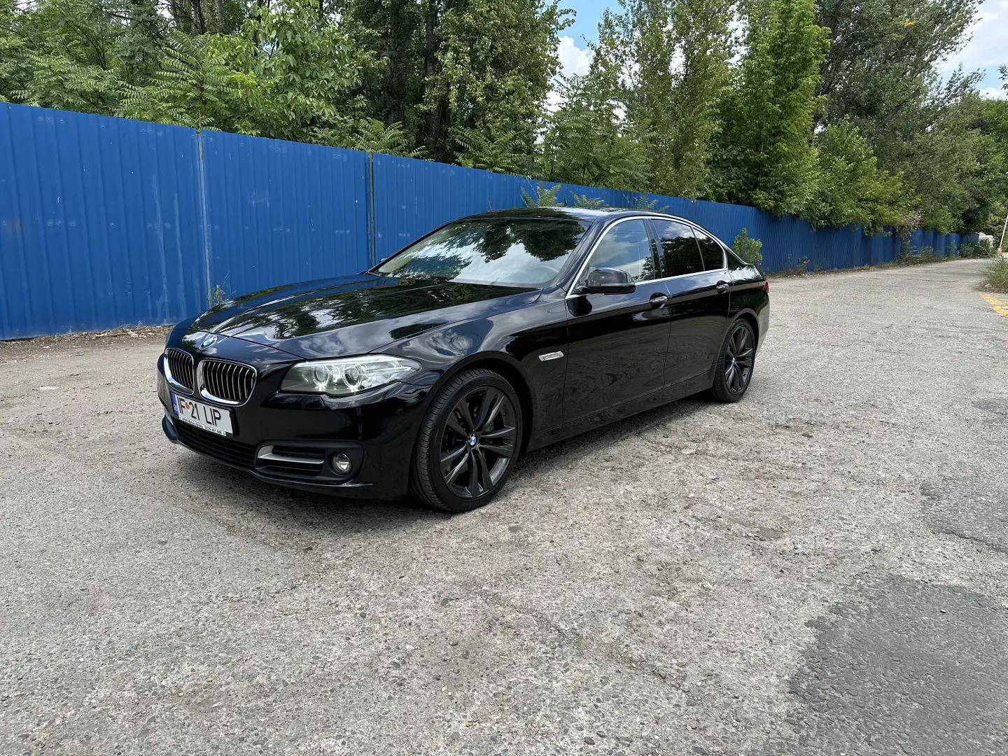 BMW 525