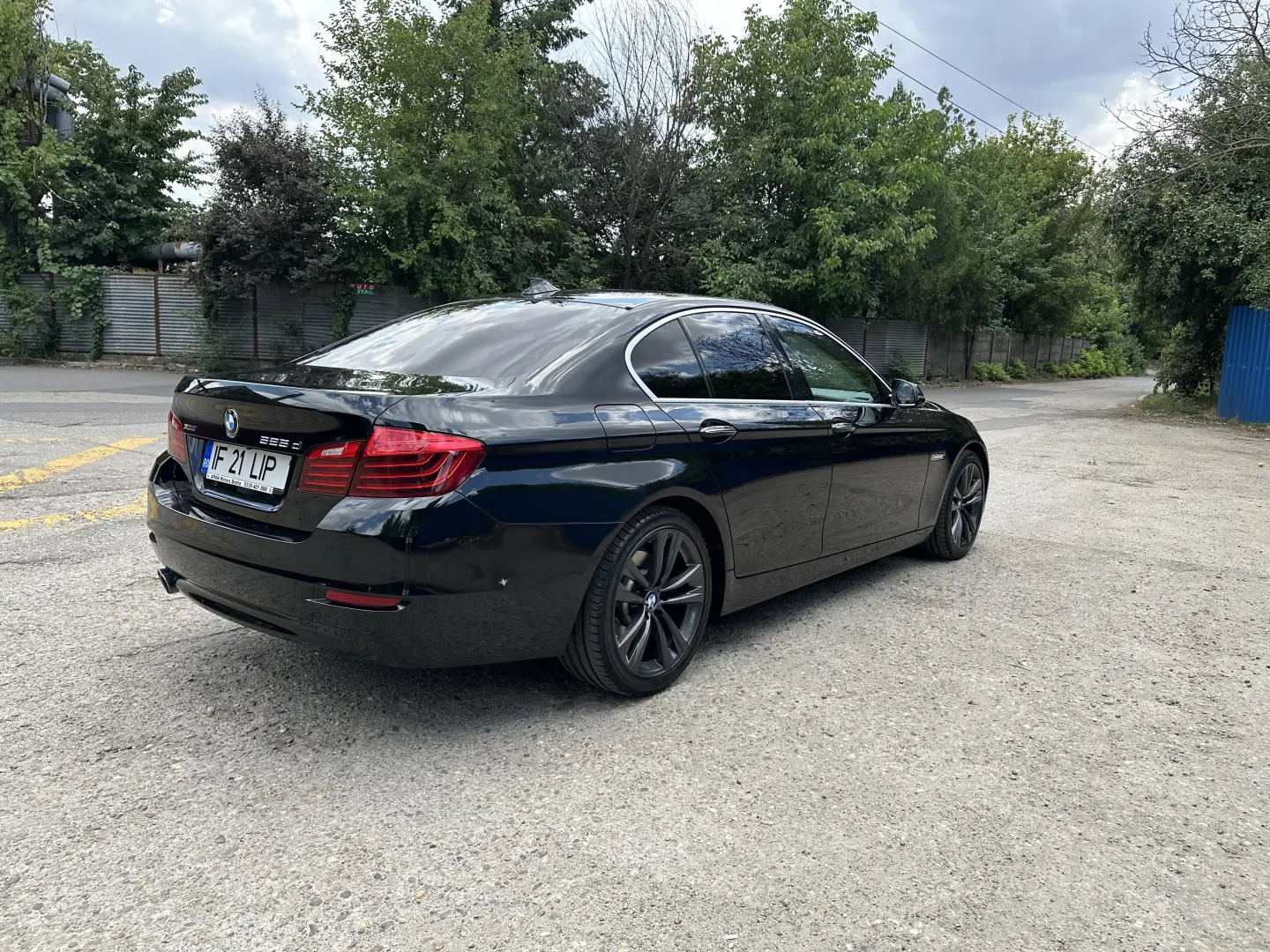 BMW 525