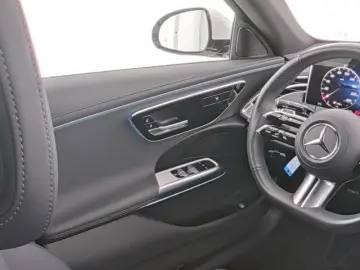 E 200 AMG-Advanced/LED/Pano/Cam/Totw/CarPlay/19'