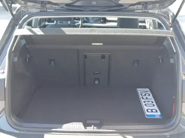 Volkswagen GOLF 1.5 TSI mild hybrid/ benzina 150 CP DSG