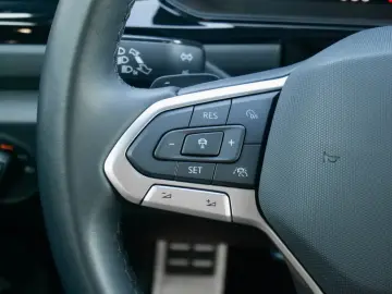 Volkswagen T-Roc 1.5 TSI DSG 