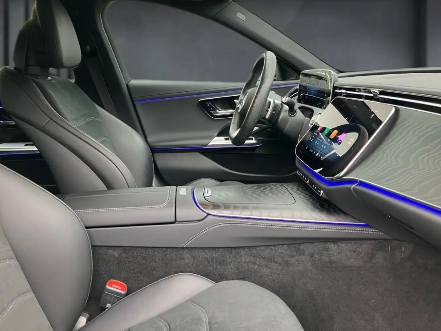 E 300 e AMG/Distr./Mem.P/AHK/360°/Agility.Ctrl
