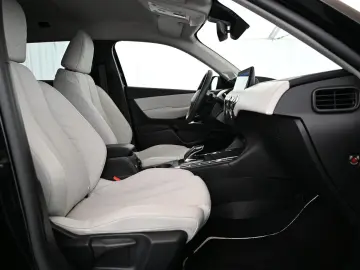 DS Automobiles DS3 1.2 PT EAT8 Esprit de Voyage