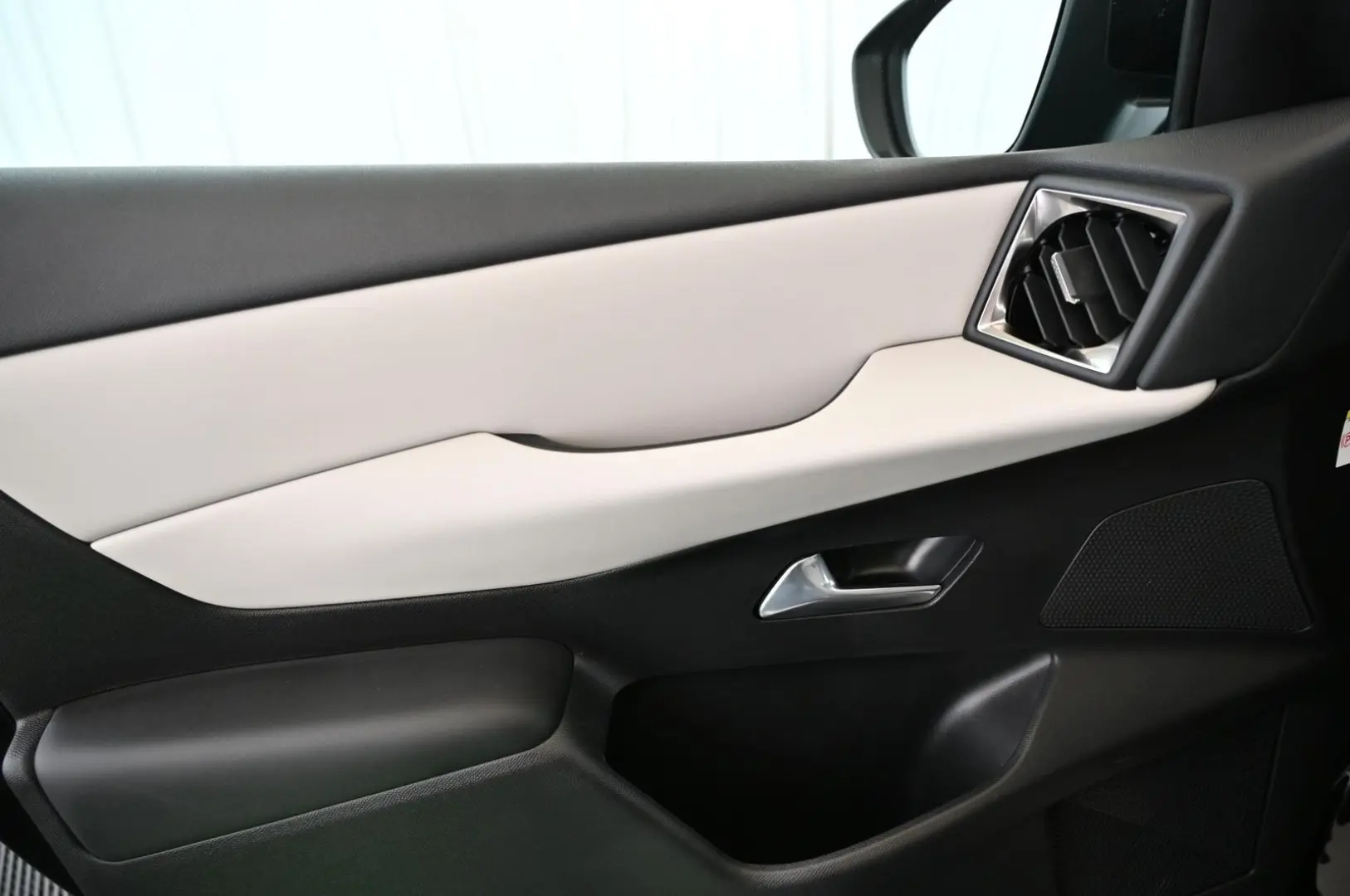 DS Automobiles DS3 1.2 PT EAT8 Esprit de Voyage