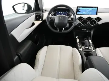 DS Automobiles DS3 1.2 PT EAT8 Esprit de Voyage