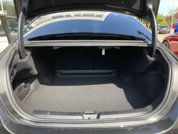 E 200 AMG Line *AHK*Totwink*360*Memory*Digital*