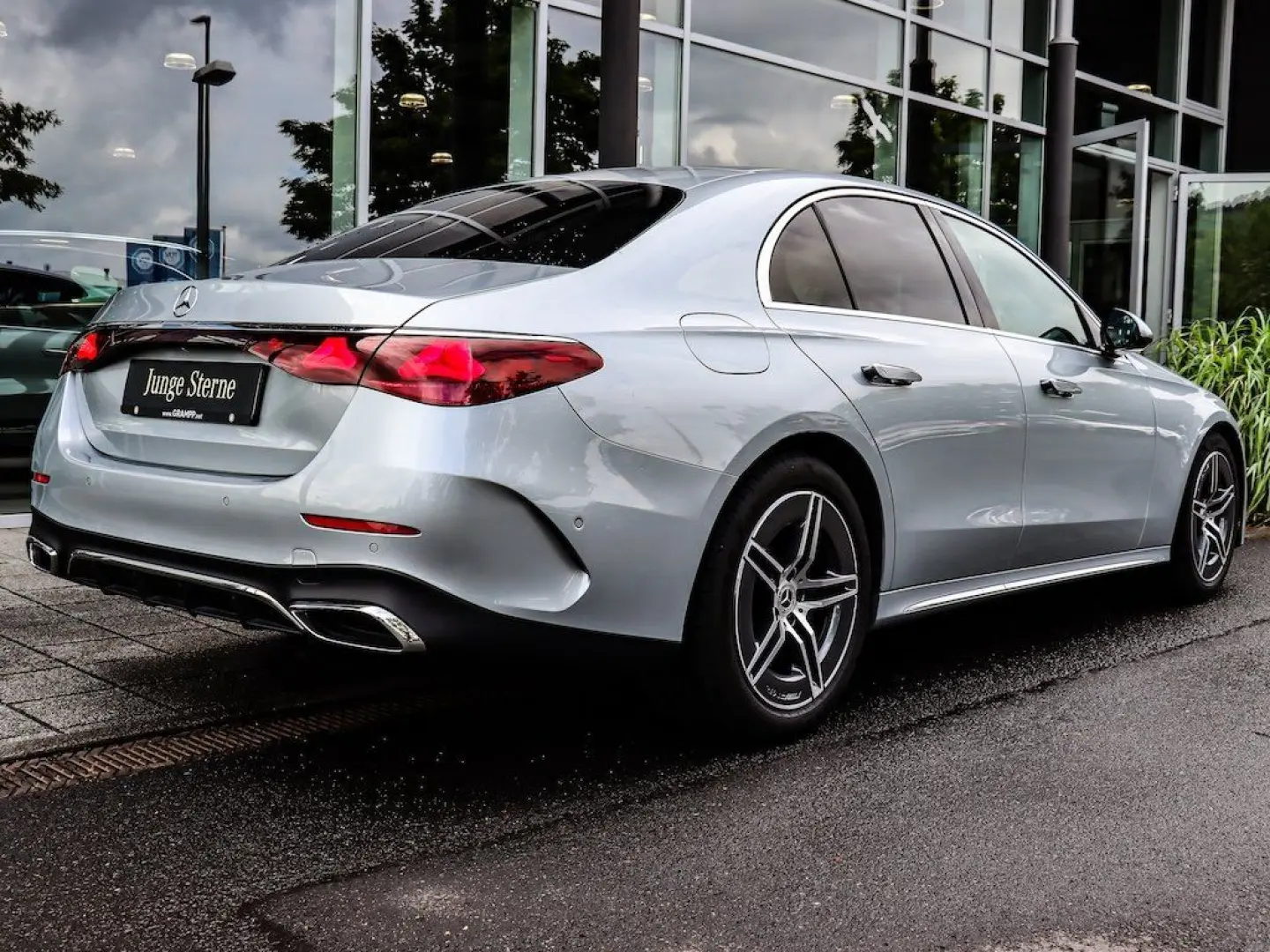 E 200 AMG Advanced/AHK/Distronic/Kamera