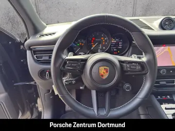 Macan T Sport Chrono Panorama Rückfahrkamera LED