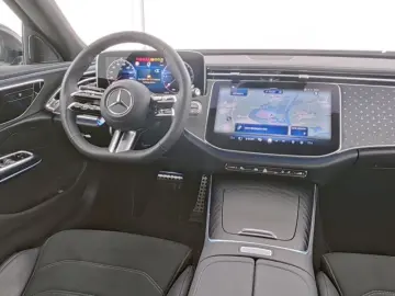 E 220 d AMG-Sport/360/Pano/Distr/Night/Ambi/19'