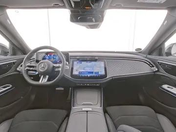 E 220 d AMG-Sport/360/Pano/Distr/Night/Ambi/19'