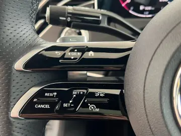 E 220 d 4M AMG Line/Navi/Pano-Dach/Distronic/LED