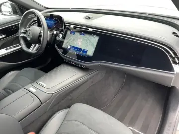 E 220 d AMG +MBUX+DISTR+Navi+SpurW+W-Paket+PDC
