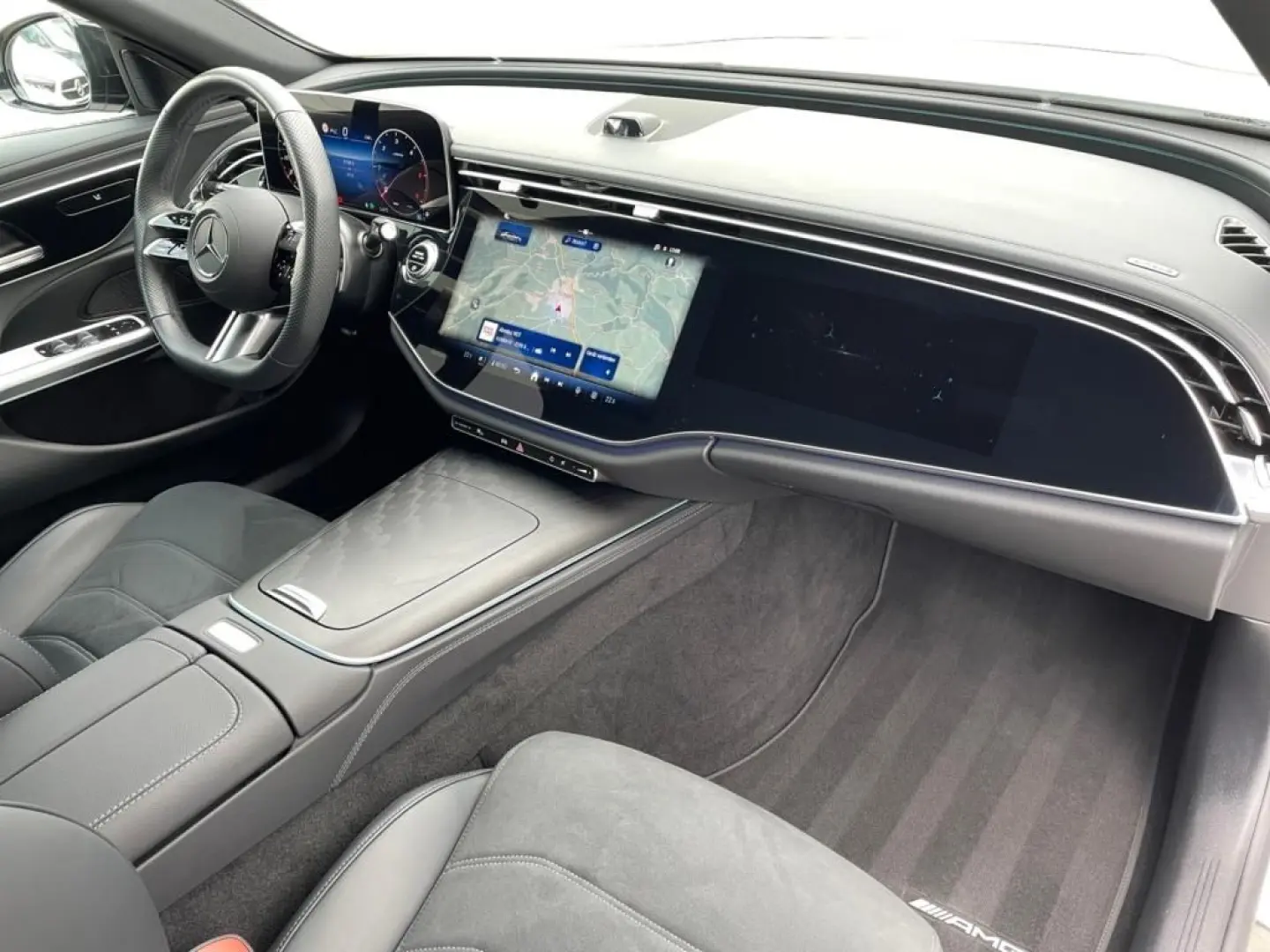 E 220 d AMG +MBUX+DISTR+Navi+SpurW+W-Paket+PDC