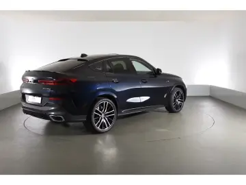 BMW X6 xDrive 30d M Sport Gesture Control Soft-Close