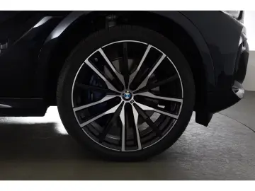 BMW X6 xDrive 30d M Sport Gesture Control Soft-Close