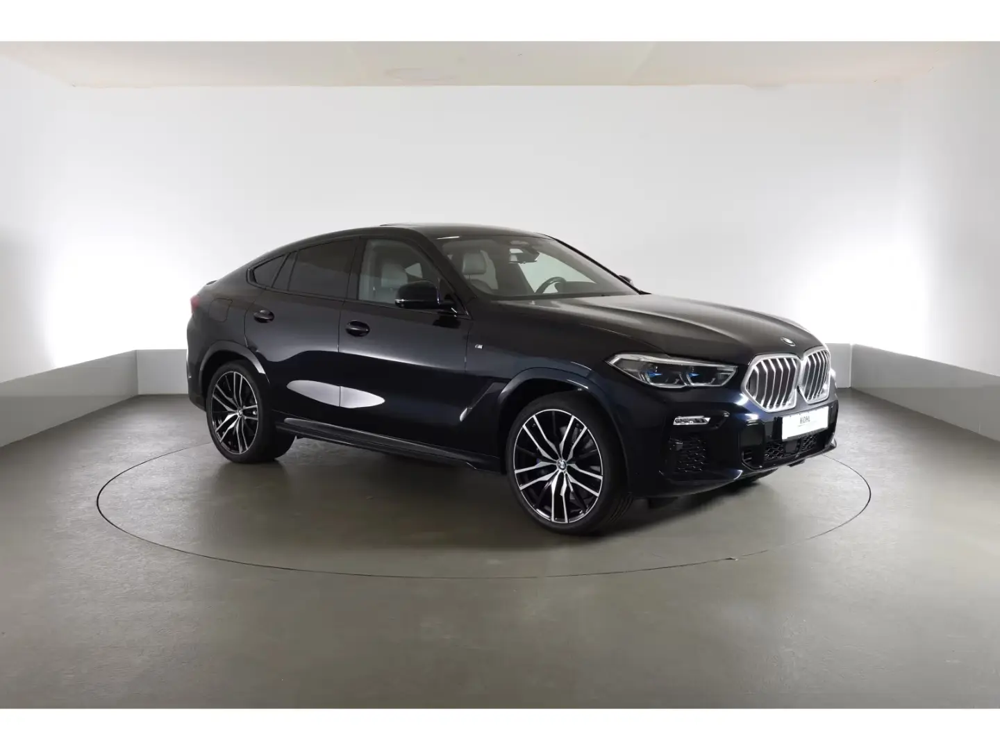 BMW X6 xDrive 30d M Sport Gesture Control Soft-Close