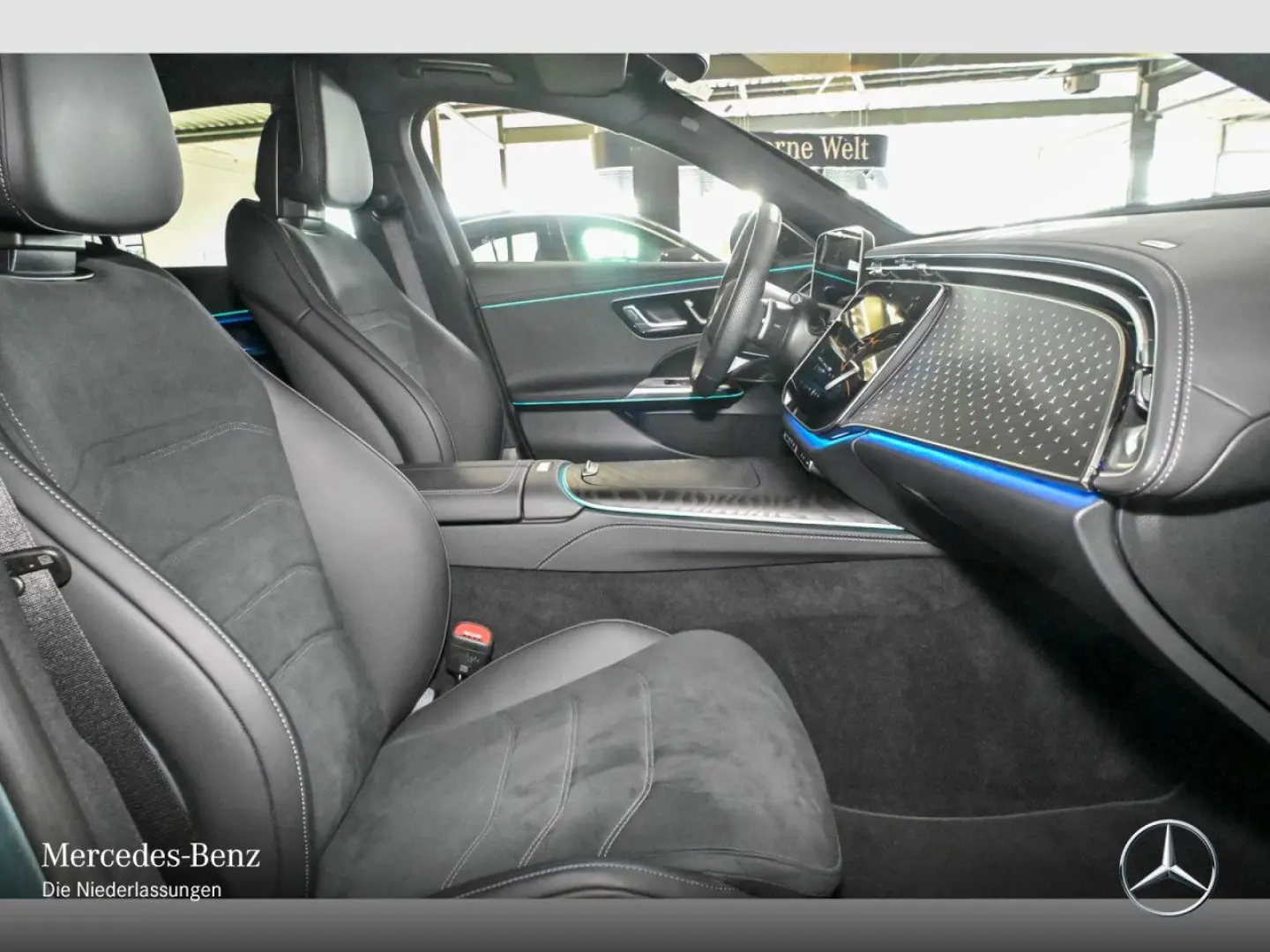 E 300 e AMG Premium/Pano/20