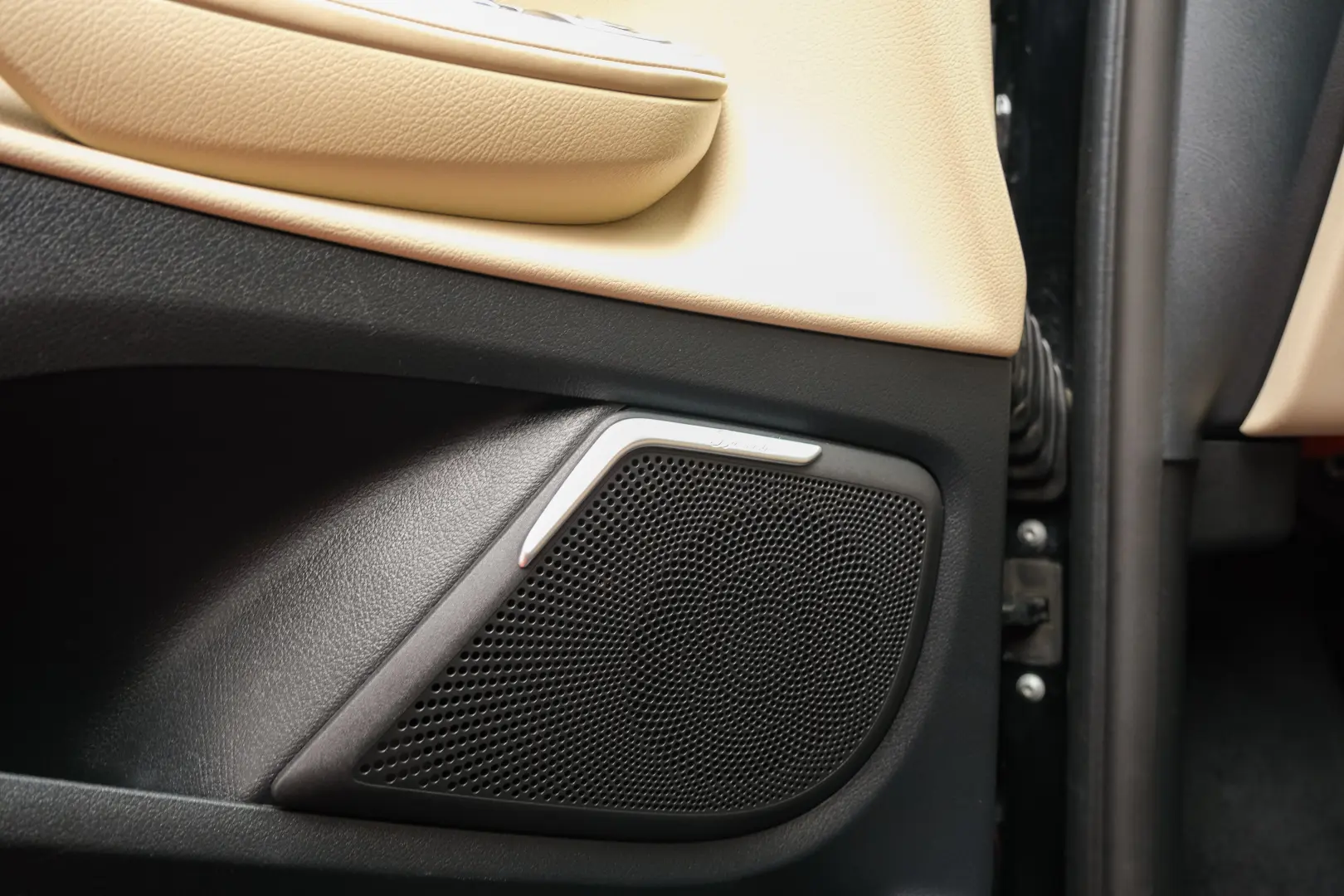 Mercedes-Benz V300 4Matic Individual Seats