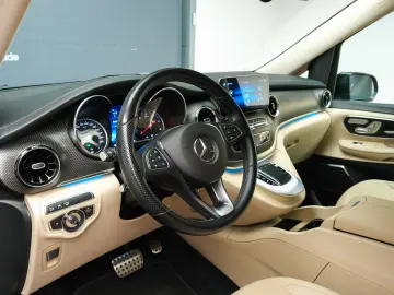 Mercedes-Benz V300 4Matic Individual Seats