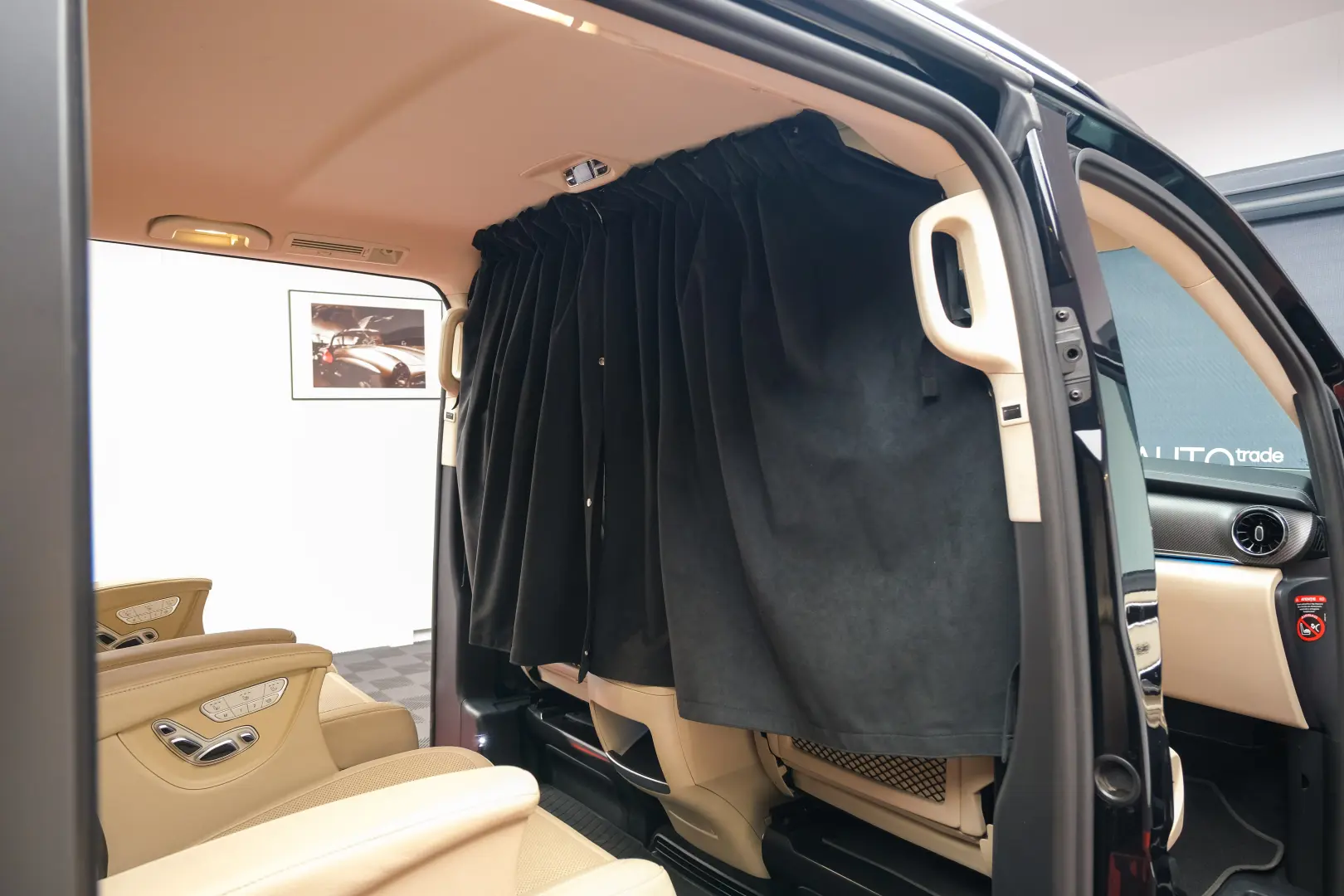Mercedes-Benz V300 4Matic Individual Seats