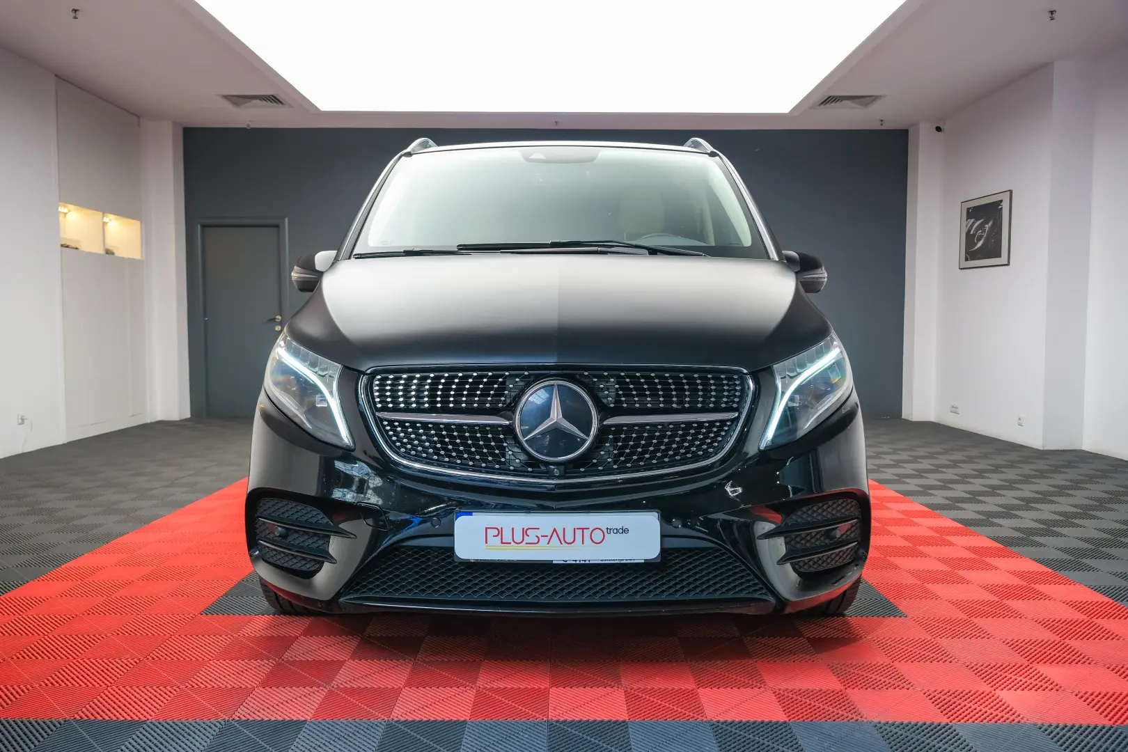 Mercedes-Benz V300 4Matic Individual Seats