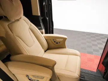 Mercedes-Benz V300 4Matic Individual Seats