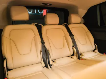 Mercedes-Benz V300 4Matic Individual Seats
