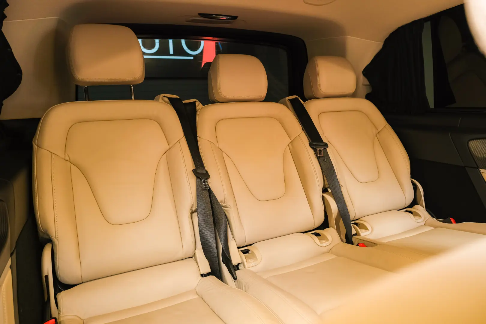 Mercedes-Benz V300 4Matic Individual Seats