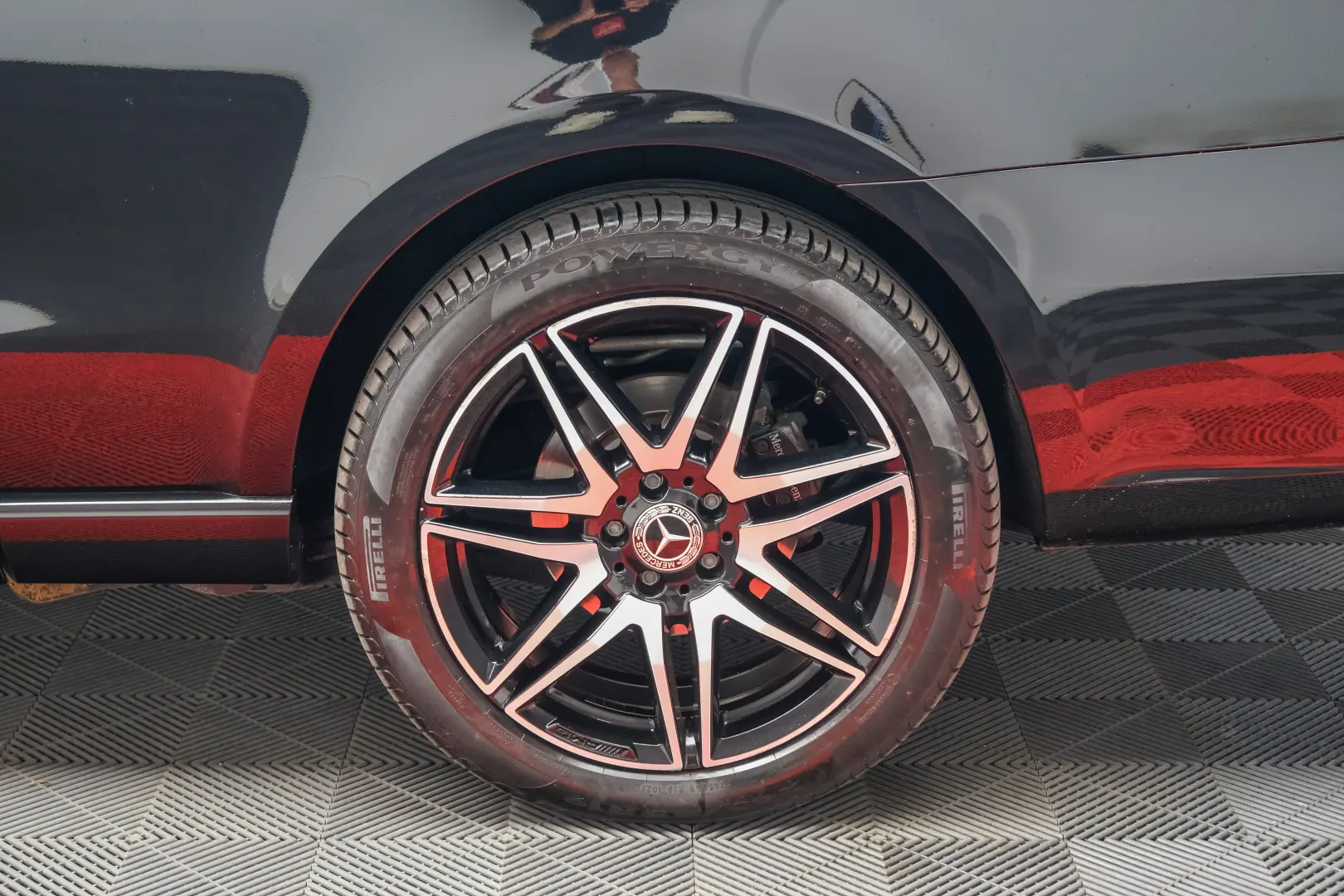 Mercedes-Benz V300 4Matic Individual Seats