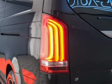 Mercedes-Benz V300 4Matic Individual Seats