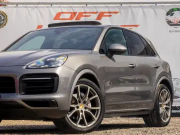 Porsche CAYENNE    3.0 BENZINA    2018    EURO 6    340 CP