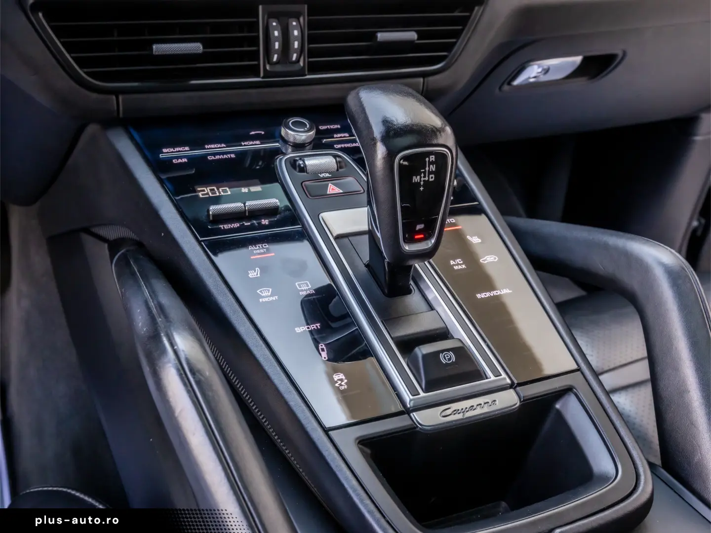 Porsche CAYENNE    3.0 BENZINA    2018    EURO 6    340 CP