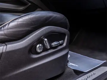 Porsche CAYENNE    3.0 BENZINA    2018    EURO 6    340 CP