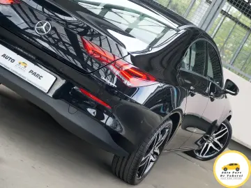 Mercedes-Benz CLA Business Coupe 200d DCT camera cockpit