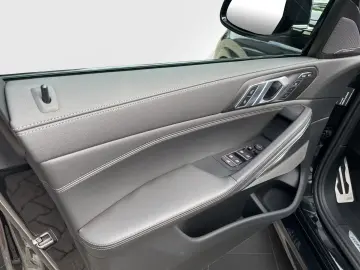 BMW X6 xDrive30d M Sport/IconicGlow