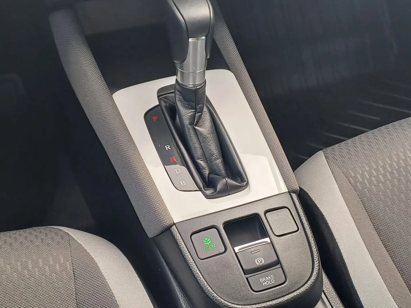 Honda JAZZ Crosstar Advance 1.5 hybrid 122 CP CVT