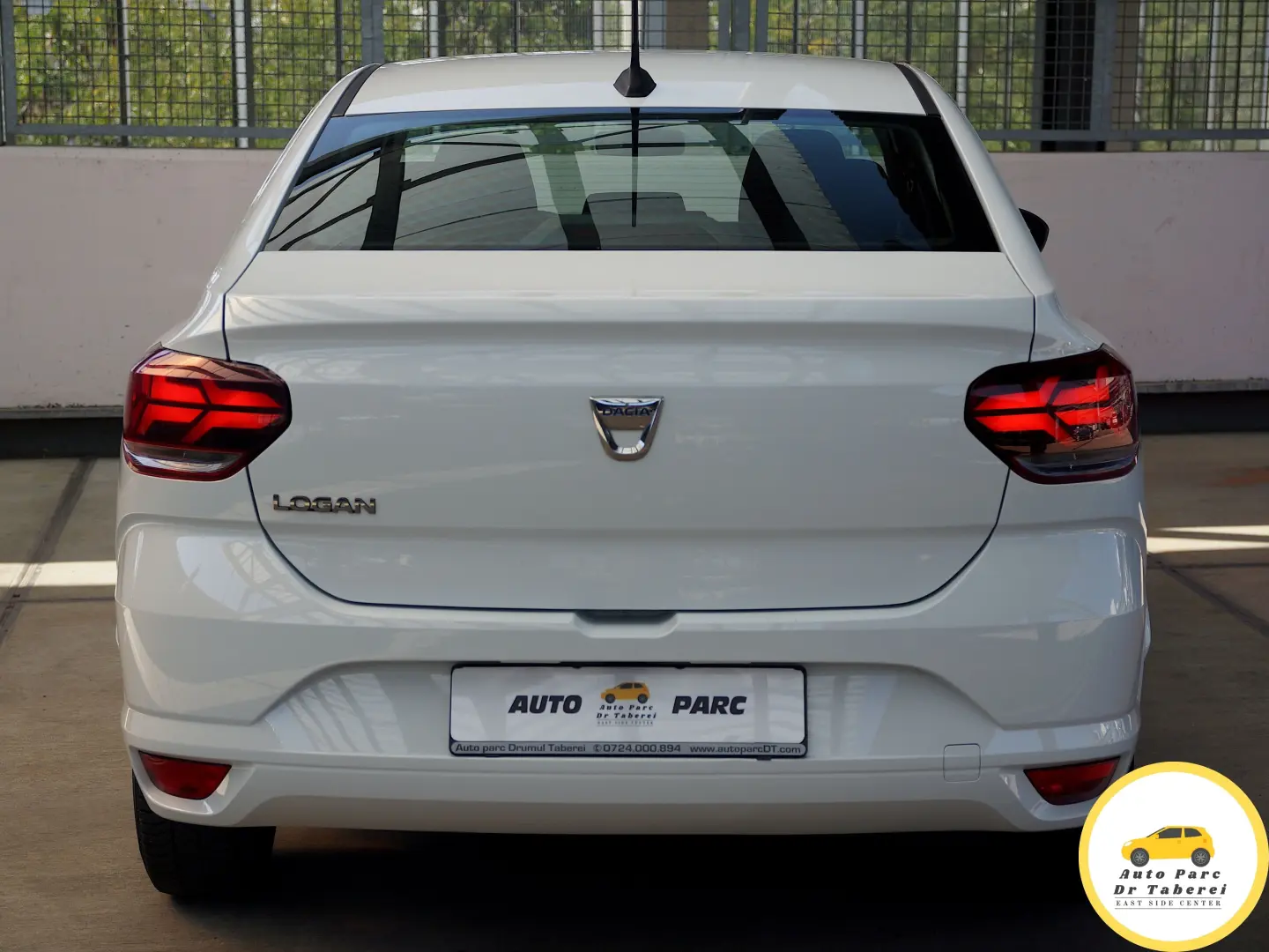 Dacia Logan 1.0 TcE Comfort, AC, Garanție